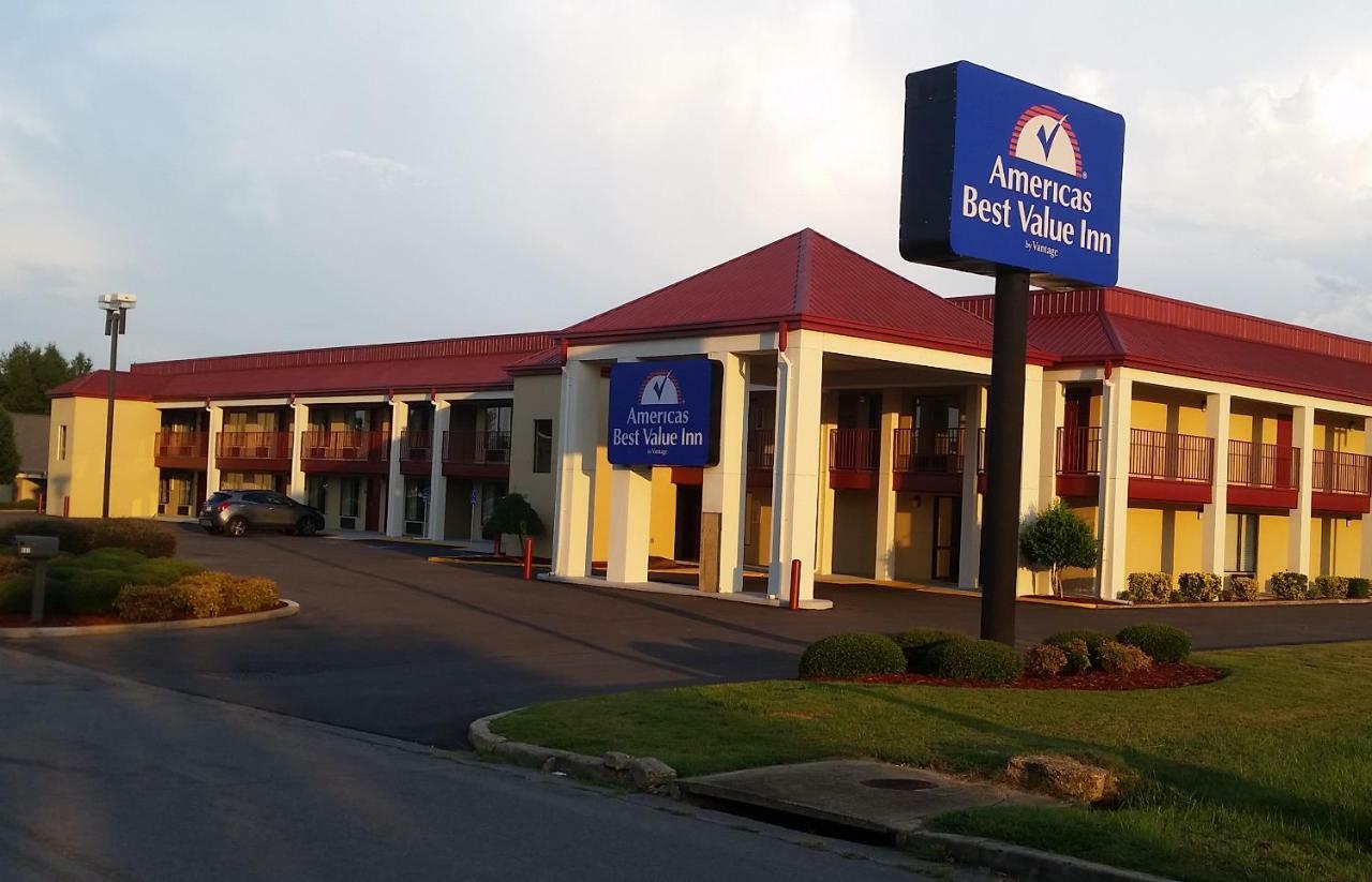Americas Best Value Inn Tupelo Barnes Crossing Exterior foto